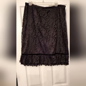 Black Lacy lined skirt